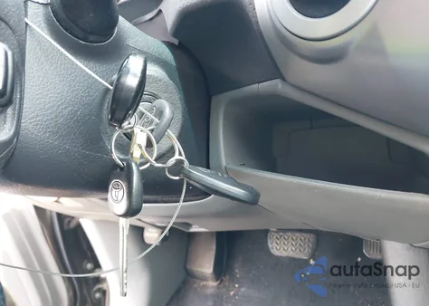 2012 Toyota Tacoma Base V6 z USA, uszkodzony, nr VIN 3TMMU4FN1CM045739